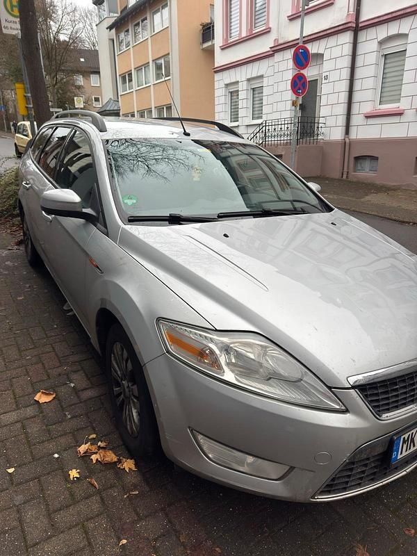 Grau Gebraucht 2008 Ford Mondeo Kombi | 2.100 € (Fairer Preis) - Bild 1/4