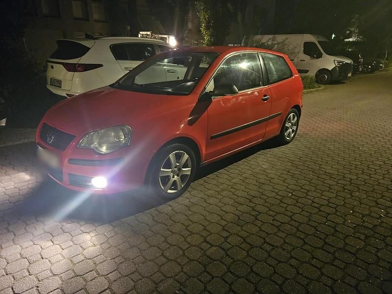 Gebraucht VW Polo 54 PS (39 kW) 2006 Rot Kleinwagen