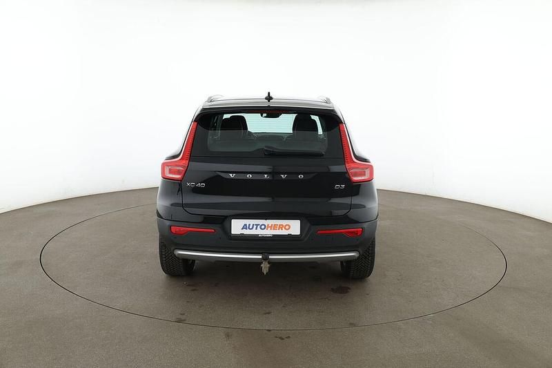 Gebraucht Volvo XC40 Momentum 150 PS (110 kW) 2018 Schwarz SUV