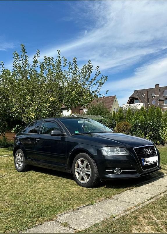 Schwarz Gebraucht 2011 Audi A3 Limousine | 4.900 € (Fairer Preis) - Bild 1/4