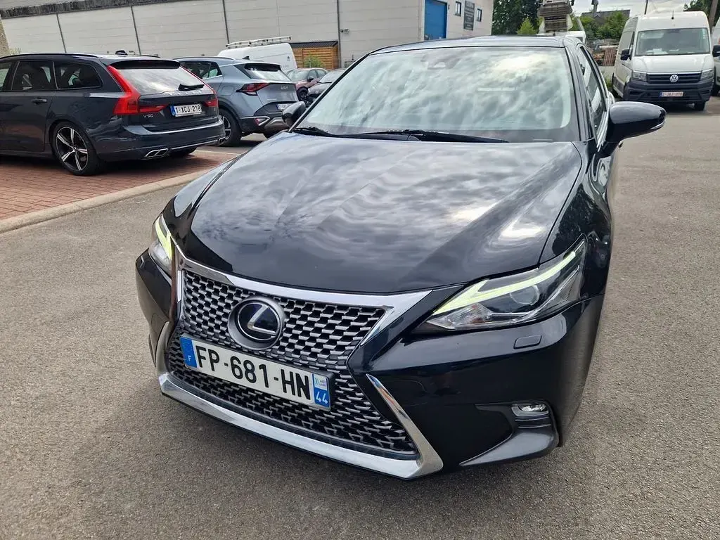 Gebraucht Lexus CT200h Executive Line 136 PS (100 kW) 2020 Grau Limousine