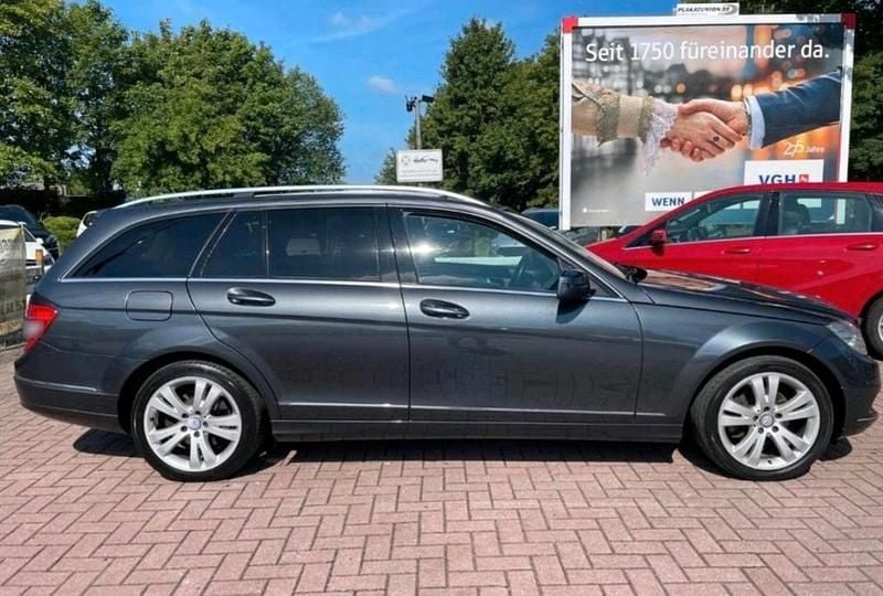 Gebraucht Mercedes C200 184 PS (135 kW) 2009 Grau Kombi