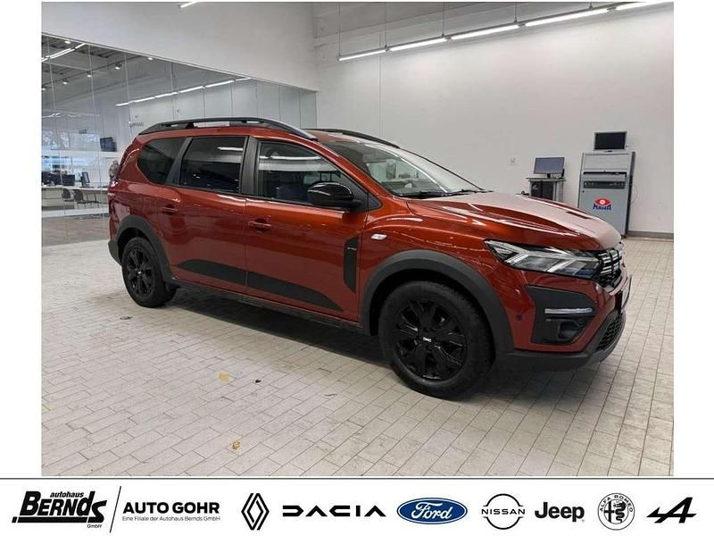 Gebraucht Dacia Jogger Extreme 91 PS (66 kW) 2022 Terracottabraun Van / Kleinbus