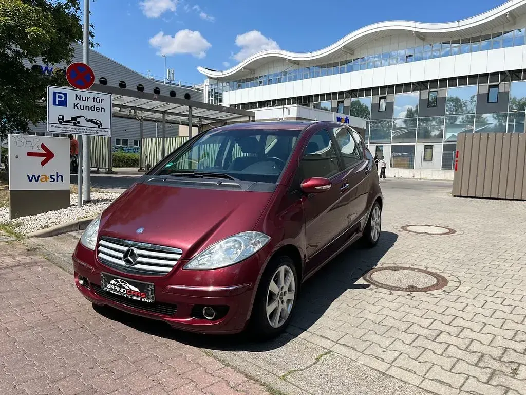 Gebraucht Mercedes A200 Elegance 136 PS (100 kW) 2005 Rot Van / Kleinbus