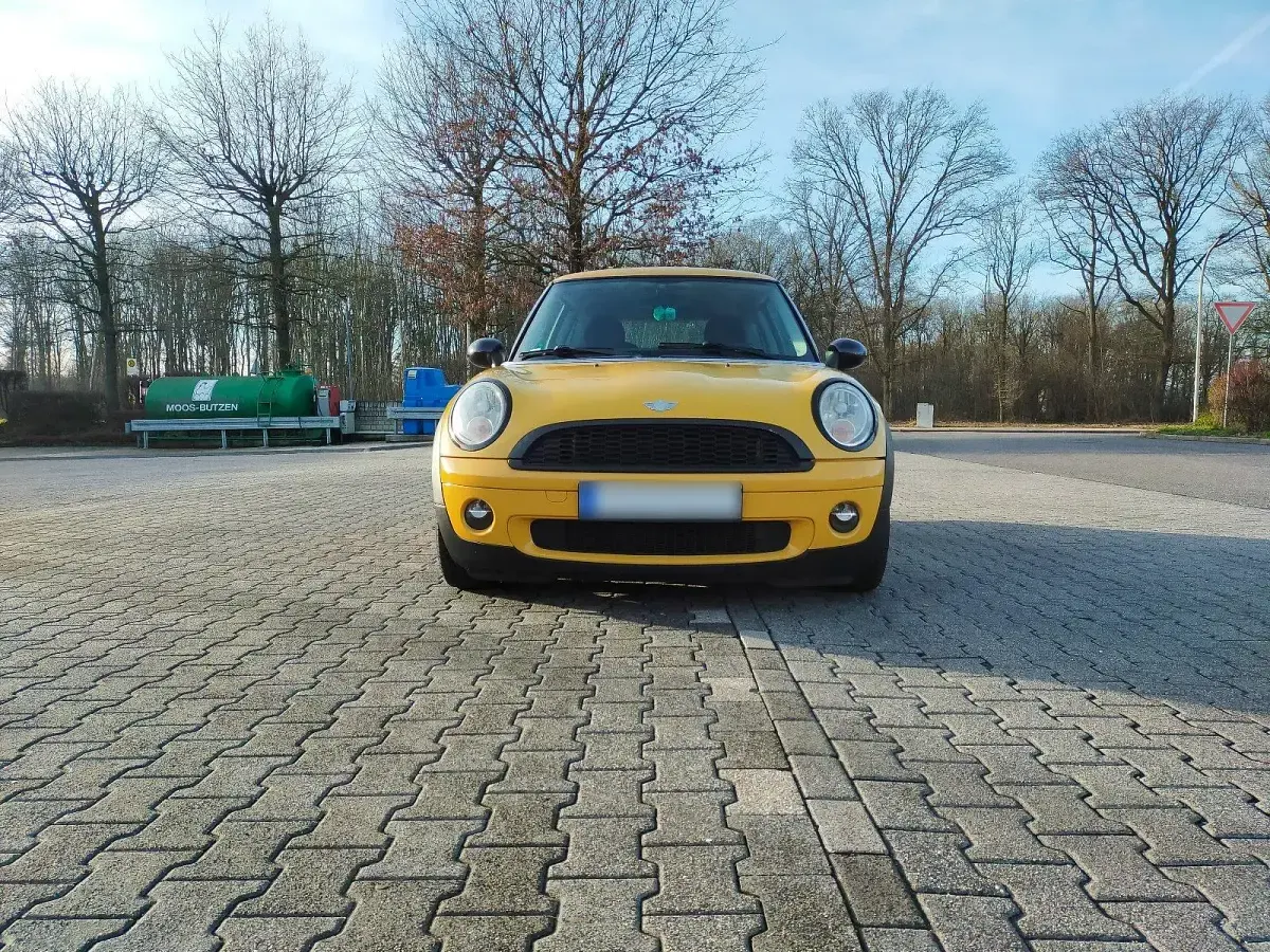 Second-hand Mini Cooper 95 CP (69 kW) 2007 Galben Hatchback