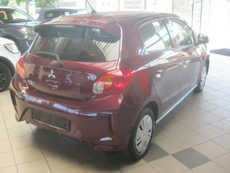 Gebraucht Mitsubishi Space Star Select 71 PS (52 kW) 2023 Rot Kleinwagen