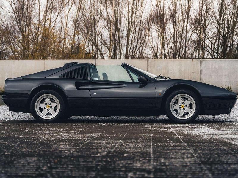 Gebraucht Ferrari 328 272 PS (200 kW) 1987 Schwarz