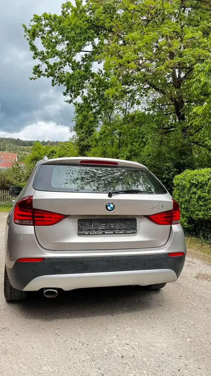 Gebraucht BMW X1 177 PS (130 kW) 2010 Grau SUV