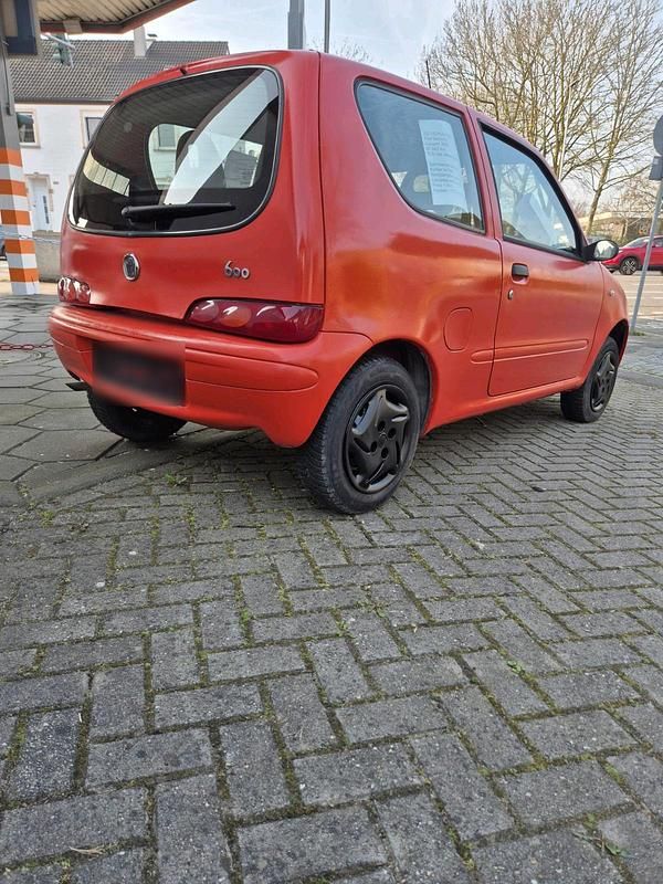 Gebraucht Fiat Seicento 54 PS (39 kW) 2009 Rot Kleinwagen