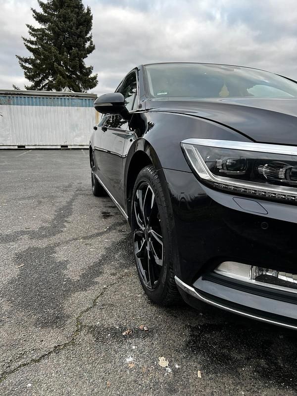 Gebraucht VW Passat 190 PS (139 kW) 2015 Schwarz Limousine