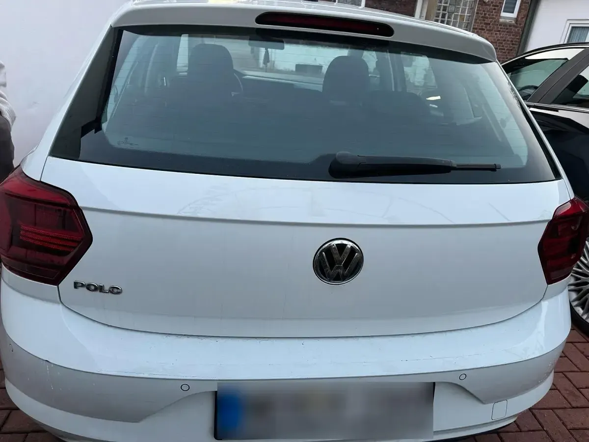 Gebraucht VW Polo 95 PS (69 kW) 2018 Weiß Kleinwagen