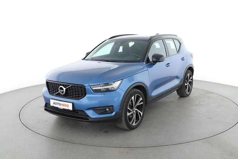 Blau Gebraucht 2018 Volvo XC40 R-Design SUV | 26.160 € (Etwas zu teuer) - Bild 1/3