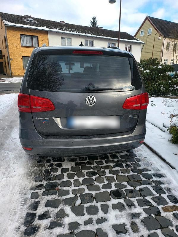 Gebraucht VW Sharan 140 PS (102 kW) 2011 Grau Van / Kleinbus