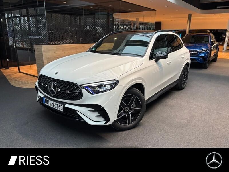 Weiss Gebraucht 2025 Mercedes GLC200 Night SUV | 58.650 € (Teuer) - Bild 1/4