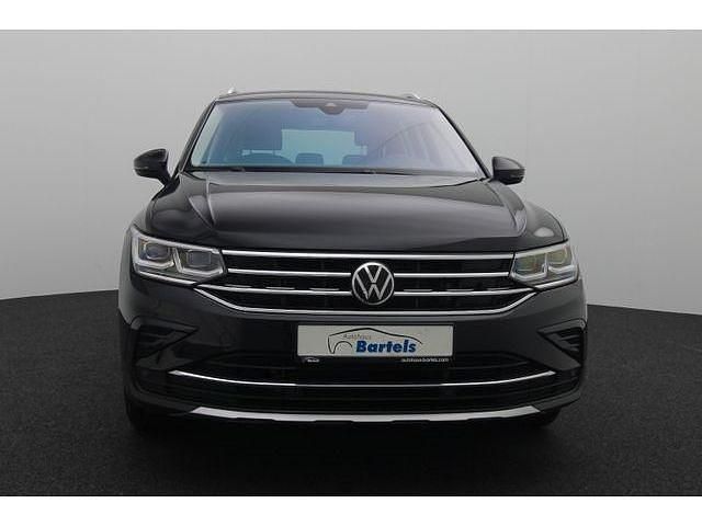 Gebraucht VW Tiguan Elegance 150 PS (110 kW) 2022 Schwarz SUV
