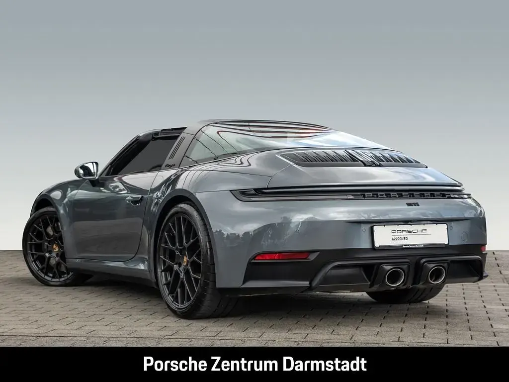 Gebraucht Porsche 992 541 PS (397 kW) 2025 Grau Coupé