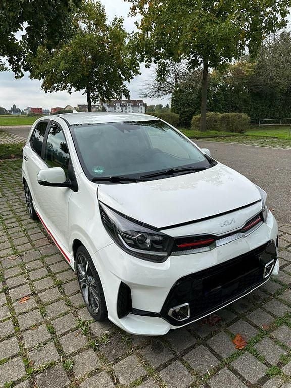 Weiß Gebraucht 2022 Kia Picanto GT-Line Kleinwagen | 14.200 € (Fairer Preis) - Bild 1/4