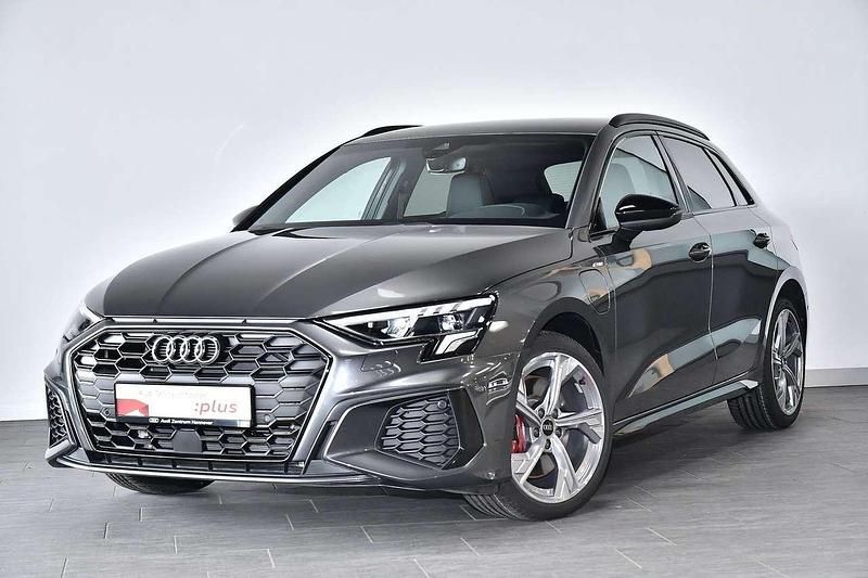 Gebraucht Audi A3 e-tron S-Line 150 PS (110 kW) 2023 Grau Kleinwagen