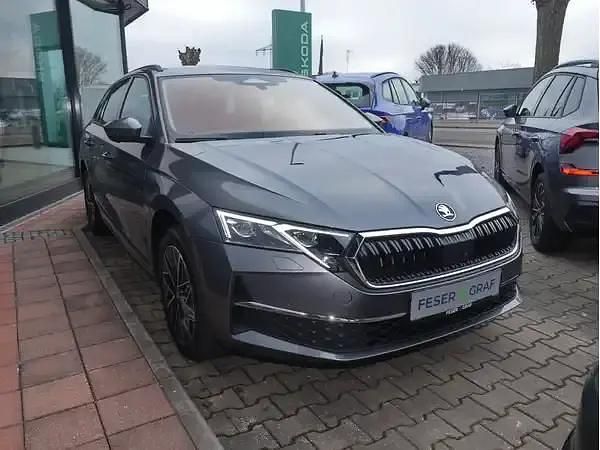Neu Skoda Octavia 150 PS (110 kW) 2026 Graphitegrau Kombi