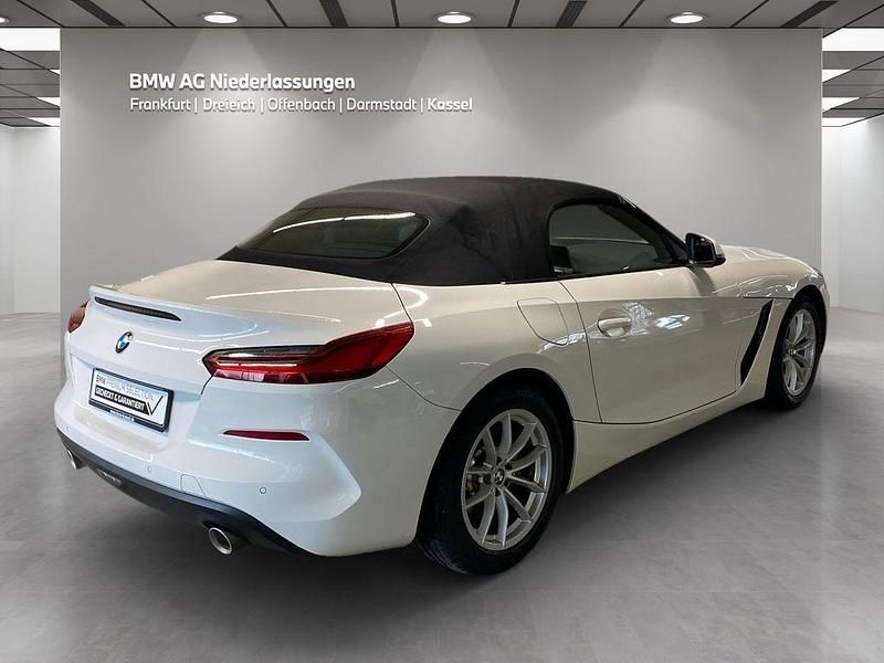 Gebraucht BMW Z4 197 PS (144 kW) 2022 Weiß Cabrio