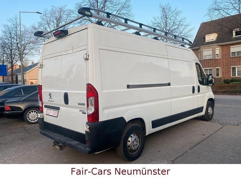 Gebraucht Peugeot Boxer Avantage 131 PS (96 kW) 2019 Weiß Van