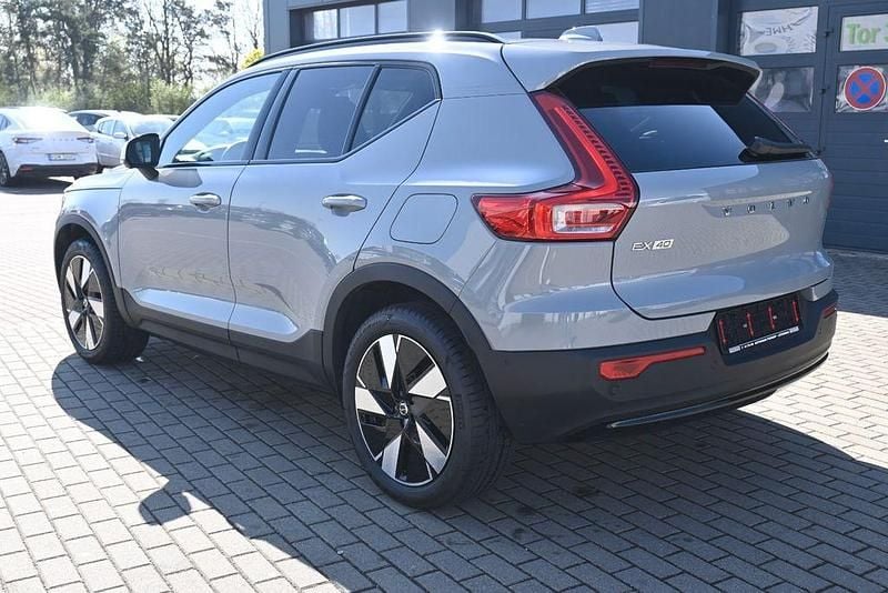 Second-hand Volvo EX40 Plus 185 kW (252 CP) 2025 Gri SUV