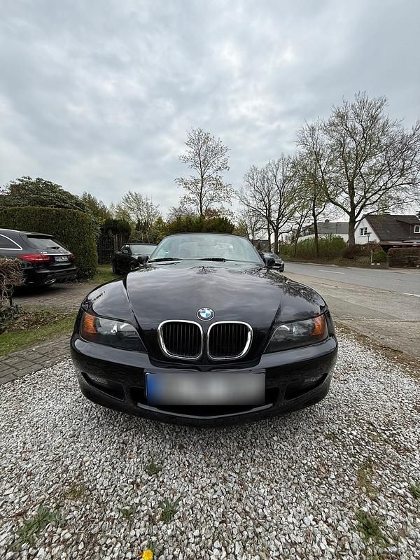 Używany BMW Z3 118 KM (86 kW) 1997 Czarny Kabriolet