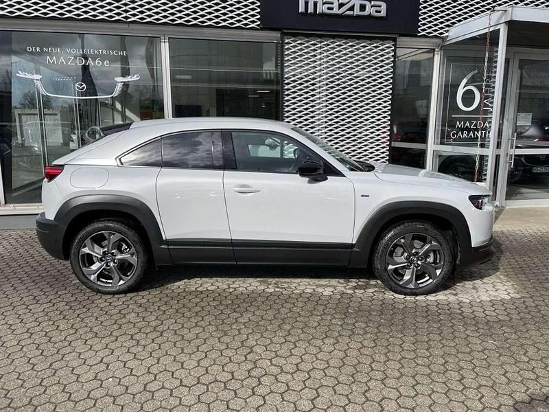 Gebraucht Mazda MX30 Makoto 106 kW (145 PS) 2023 Ceramic white SUV