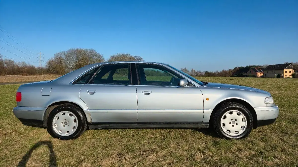 Occasion Audi A8 230 ch (169 kW) 1998 Argent Berline