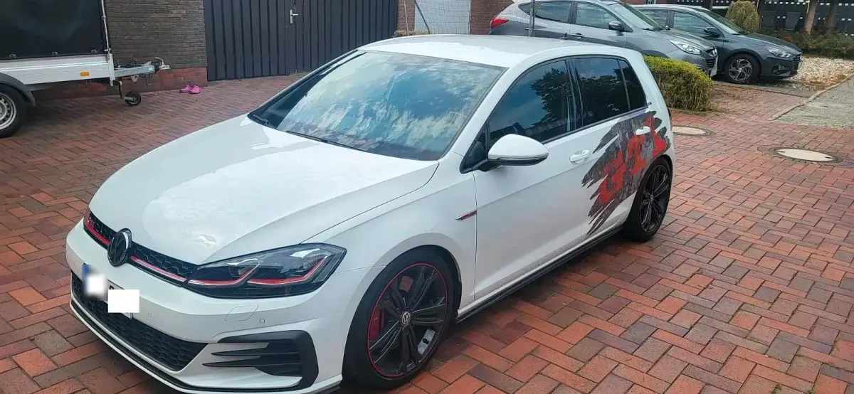 Gebraucht VW Golf VII GTI 245 PS (180 kW) 2020 Weiß Limousine