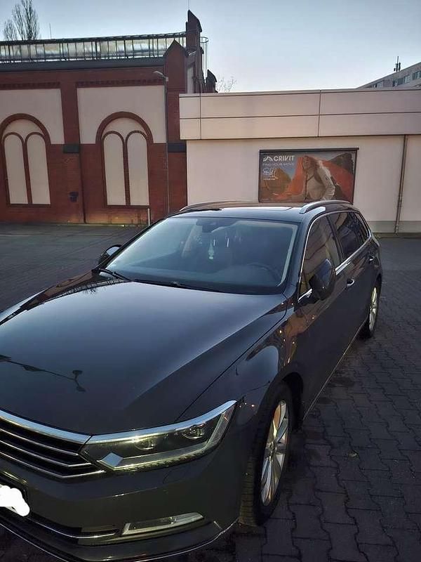 Gebraucht VW Passat Highline 190 PS (139 kW) 2015 Grau Kombi