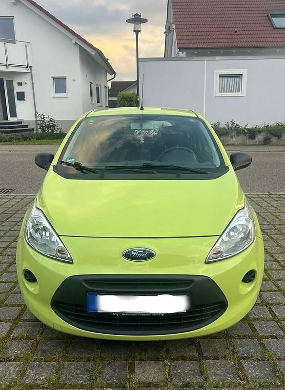 Grün Gebraucht 2013 Ford Ka Kleinwagen | 2.500 € (Guter Preis) - Bild 1/4