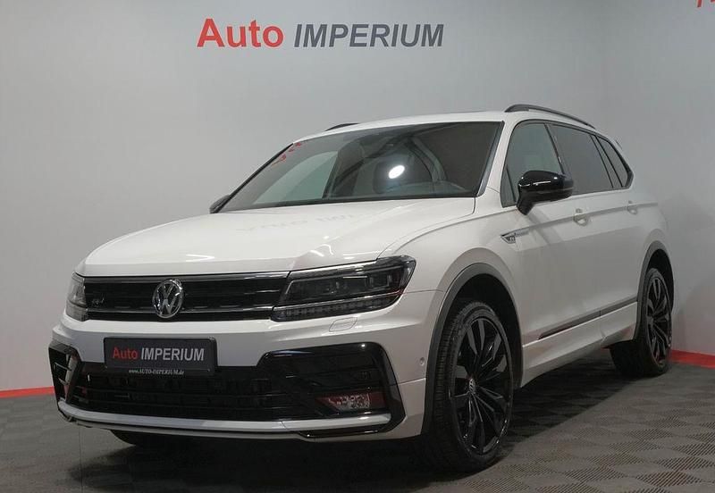 Weiß Gebraucht 2020 VW Tiguan Allspace R-line SUV | 36.990 € (Etwas zu teuer) - Bild 1/4