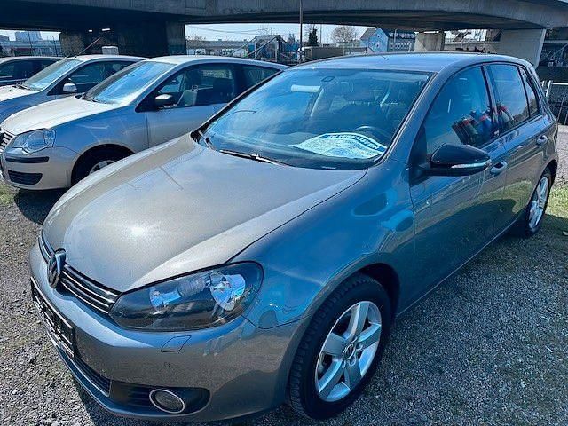 Gebraucht VW Golf VI Style 80 PS (58 kW) 2011 Grau Kleinwagen