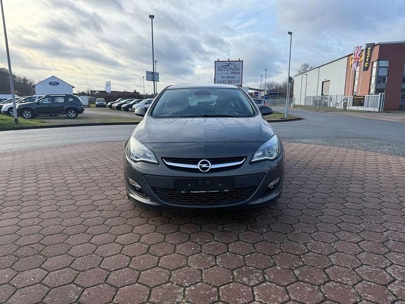 Gebraucht Opel Astra Energy 110 PS (80 kW) 2014 Grau Limousine