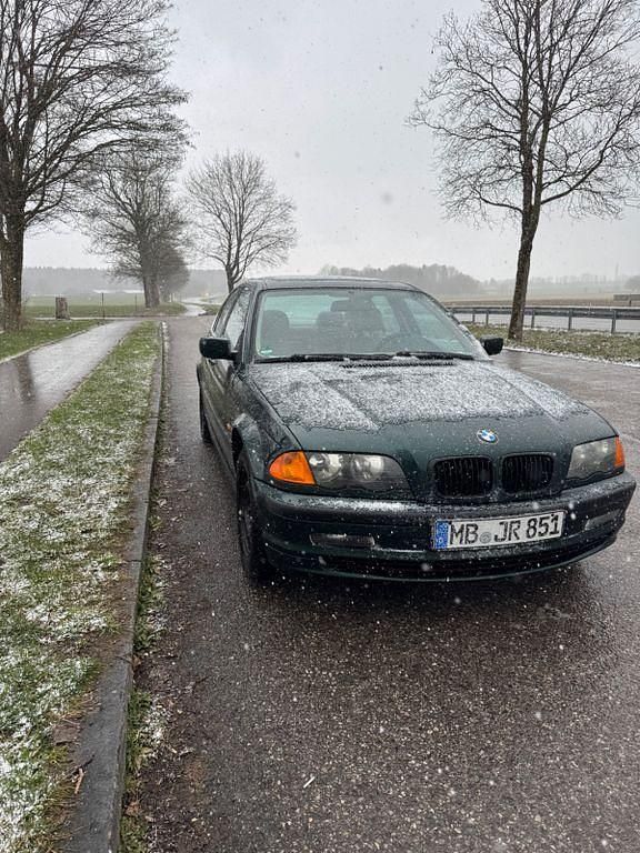 Gebraucht BMW 320 150 PS (110 kW) 1999 Grün Limousine