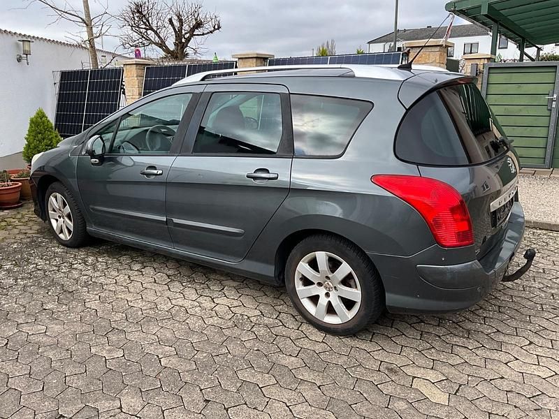 Gebraucht Peugeot 308 SW 120 PS (88 kW) 2008 Grau Kombi