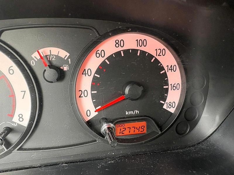 Gebraucht Kia Picanto 65 PS (47 kW) 2009 Weiß Kleinwagen