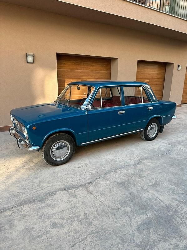 Gebraucht Lada 2101 65 PS (47 kW) 1973 Blau Limousine
