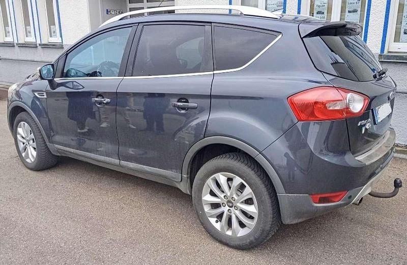 Gebraucht Ford Kuga 136 PS (100 kW) 2008 Graumetallic SUV