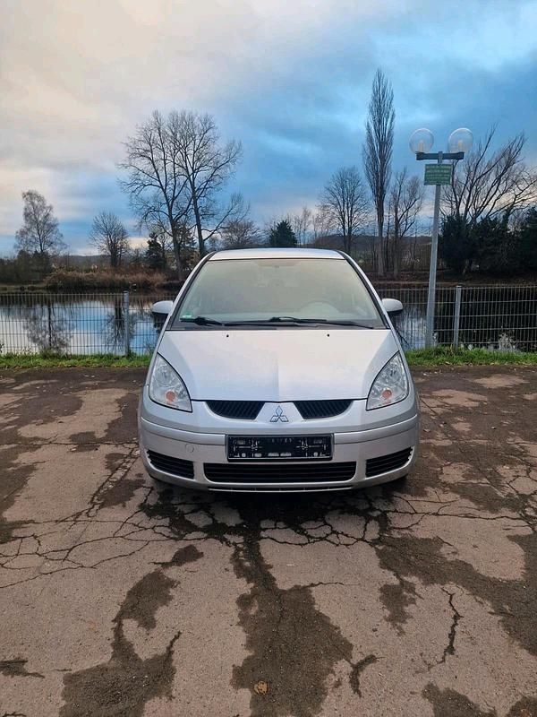 Silber Gebraucht 2007 Mitsubishi Colt Invite Kleinwagen | 1.700 € (Fairer Preis) - Bild 1/4