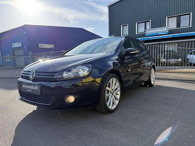Gebraucht VW Golf VI Highline 122 PS (89 kW) 2009 Deep black perleffekt Kleinwagen