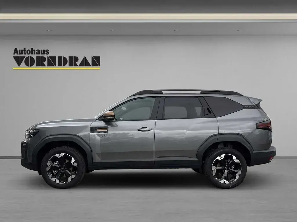 Neu Dacia Bigster Extreme 154 PS (113 kW) 2026 Perlmutt schwarz metallic SUV