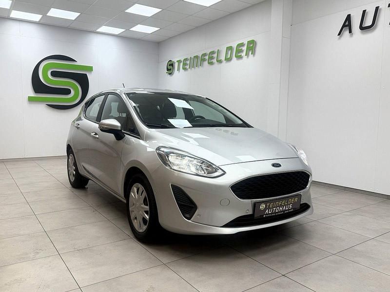 Gebraucht Ford Fiesta Cool & Connect 95 PS (69 kW) 2021 Polar silber metallic Kleinwagen