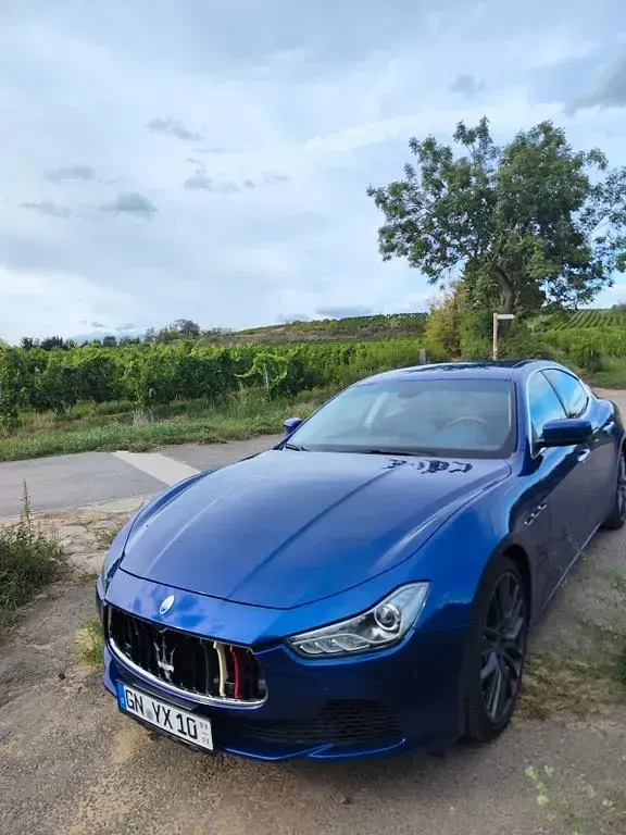 Gebraucht Maserati Ghibli 409 PS (300 kW) 2015 Blau Limousine