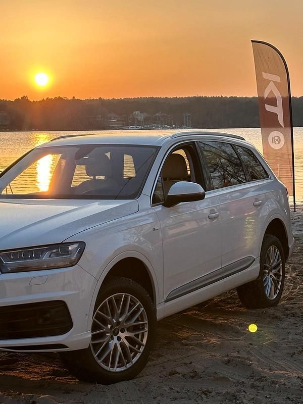 Gebraucht Audi Q7 Ambiente 333 PS (244 kW) 2015 SUV