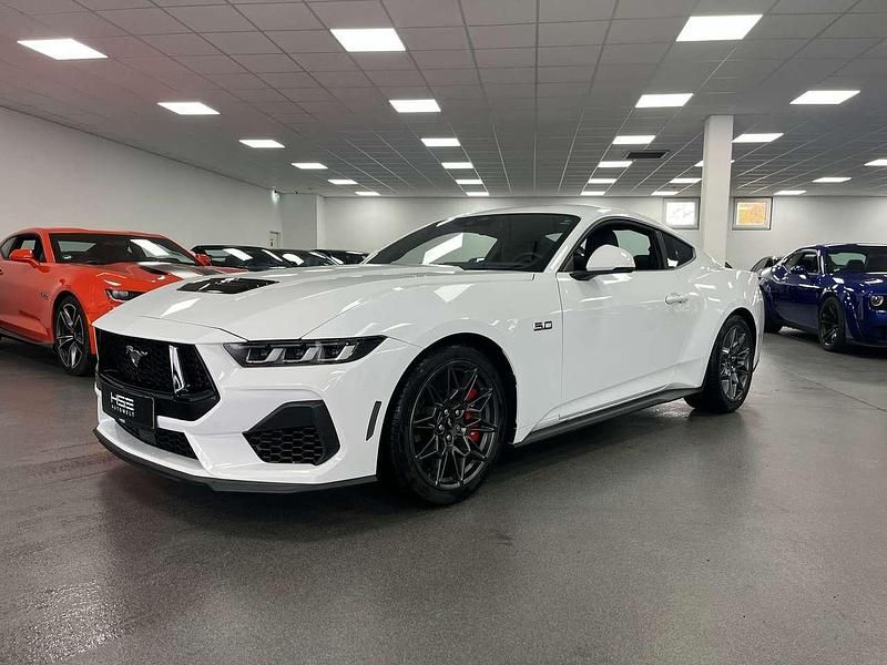 Gebraucht Ford Mustang GT 446 PS (328 kW) 2024 Oxford white Coupé