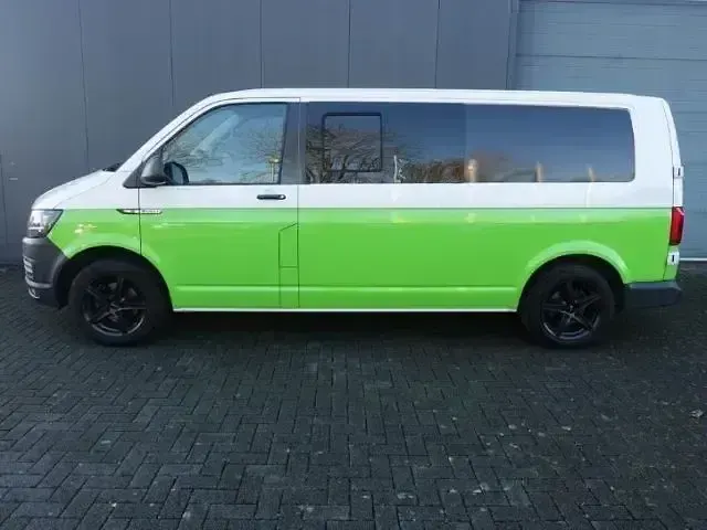 Second-hand VW Transporter R 150 CP (110 kW) 2020 Alb Van