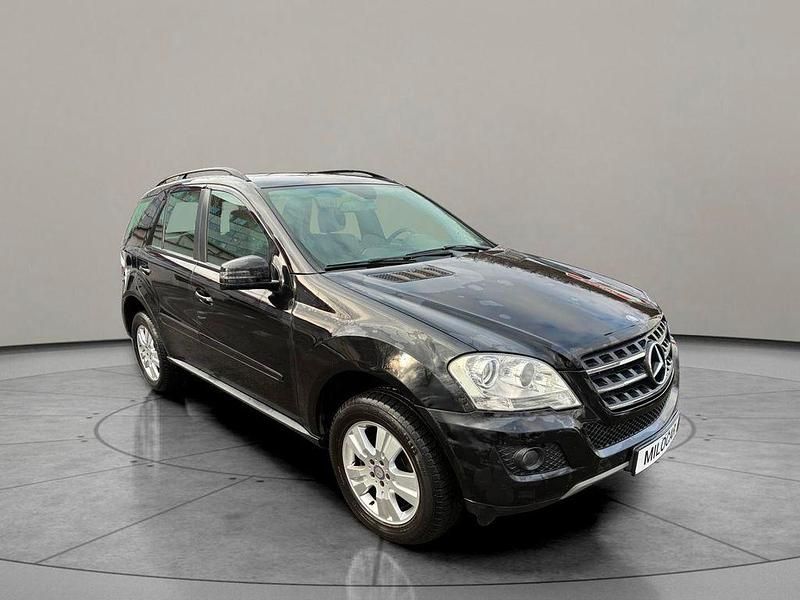 Gebraucht Mercedes ML350 231 PS (169 kW) 2011 Schwarz SUV