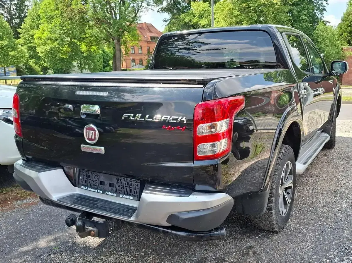 Gebraucht Fiat Fullback 181 PS (133 kW) 2017 Schwarz Pickup